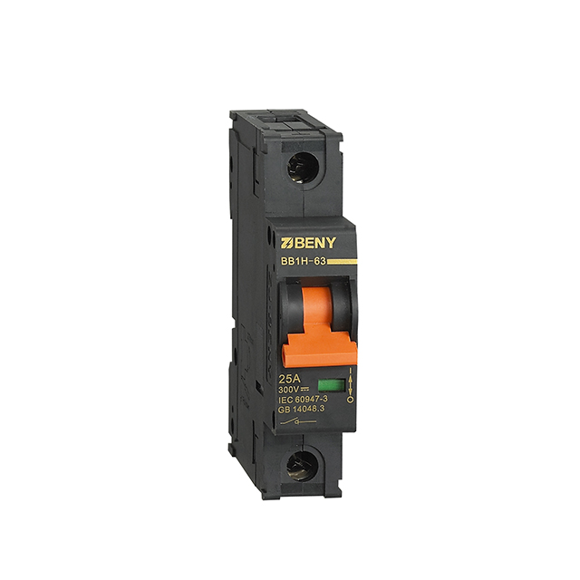 Door-clutch DC isolator switch  A door clutch and din rail mounting DC switch up to 1200V 32A, locka